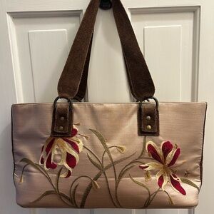 DOLCE VITA DV COLLECTION  EMBROIDERED FLORAL TOTE BAG WITH LEATHER STRAPS